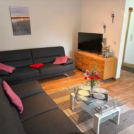 Ferienhaus Gemütliches Für Bis Zu 4 Personen-urlaub Machen, Wo Der Weihnachtsmann Zu Hause Ist
