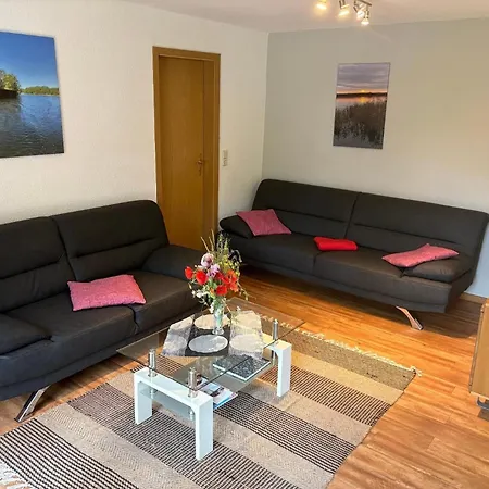 Gemuetliches Fuer Bis Zu 4 Personen-urlaub Machen, Wo Der Weihnachtsmann Zu Hause Ist *